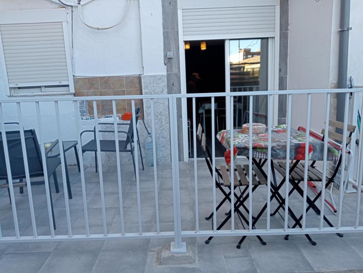 Lola Apartment Encorts Valenza Esterno foto