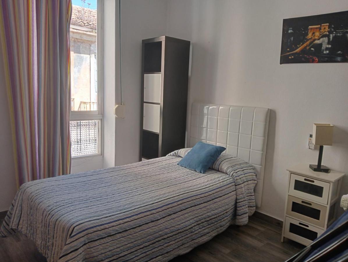 Lola Apartment Encorts Valenza Esterno foto
